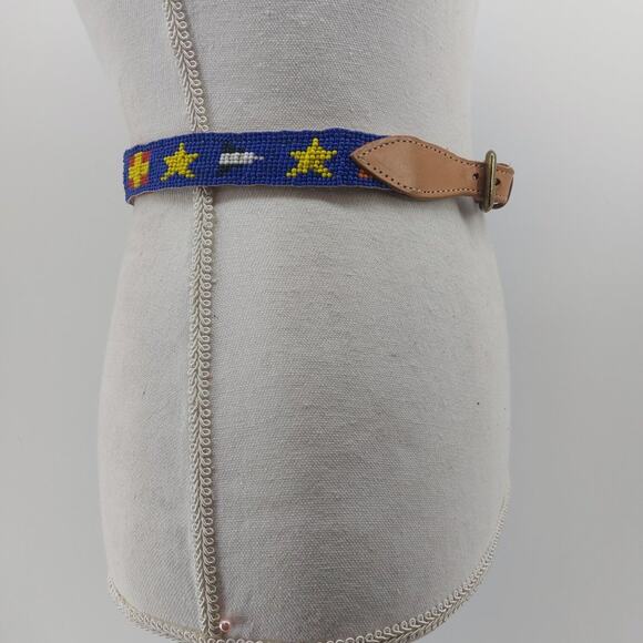 CDE Belt Size 28 Women Leather Tips Hand Beaded Star Flags - Picture 12 of 13